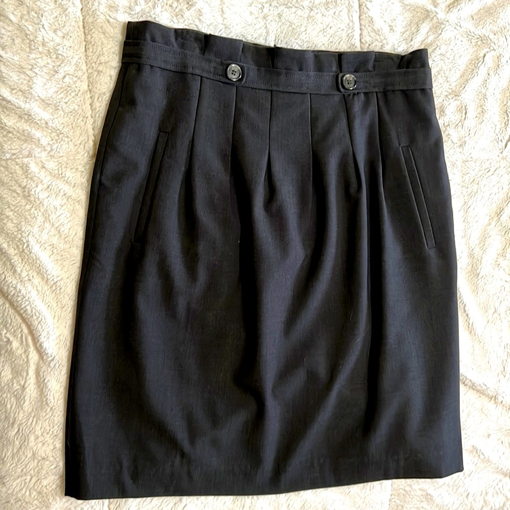 Ann Taylor skirt, size 10, dark gray
